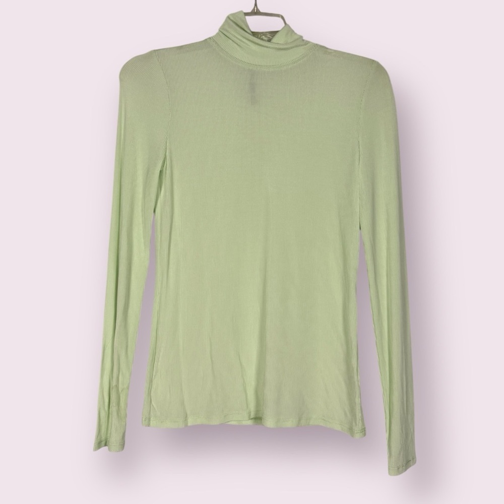 St. John Turtleneck Stretch Top Ribbed Long Sleeve Light Green Size XS
